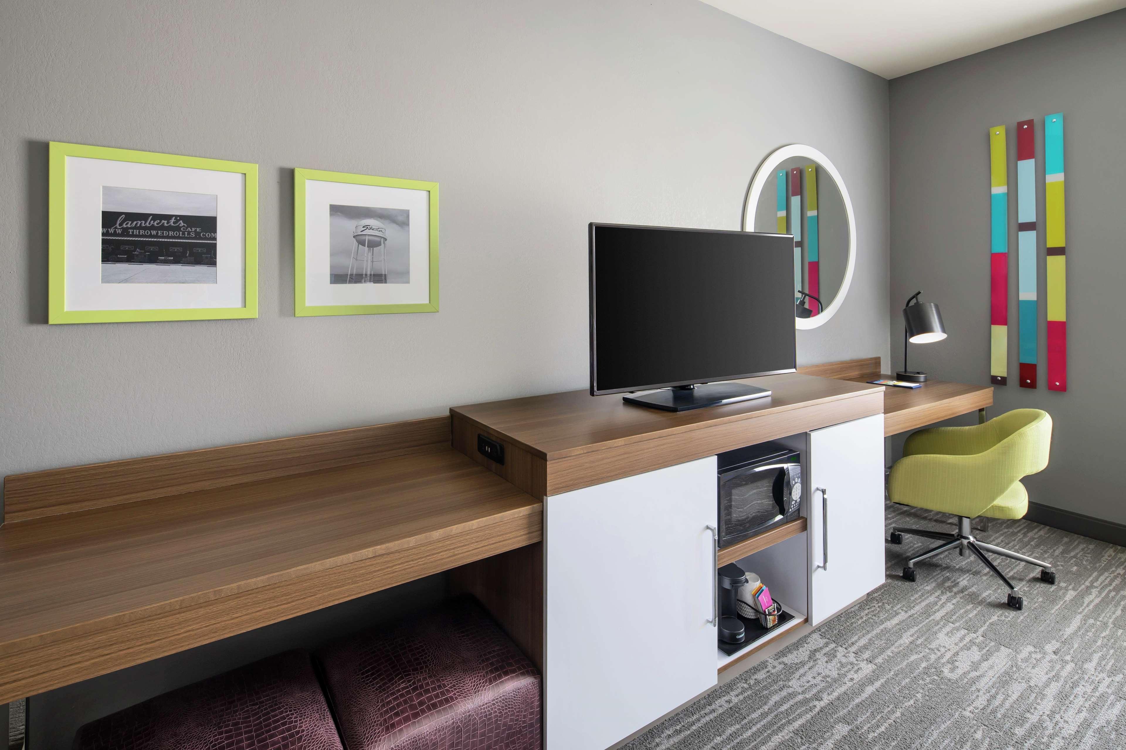 Hotel Hampton 3*